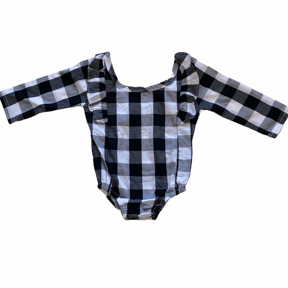 🩷3/$13🩷 Checkered Baby ruffled bodysuit